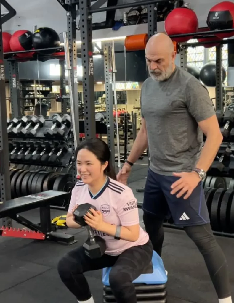 The Benefits of Choosing an Online Fitness Coach Like Kayvan Seyri